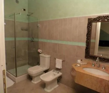Alloggio per agriturismo Tenuta Canova *